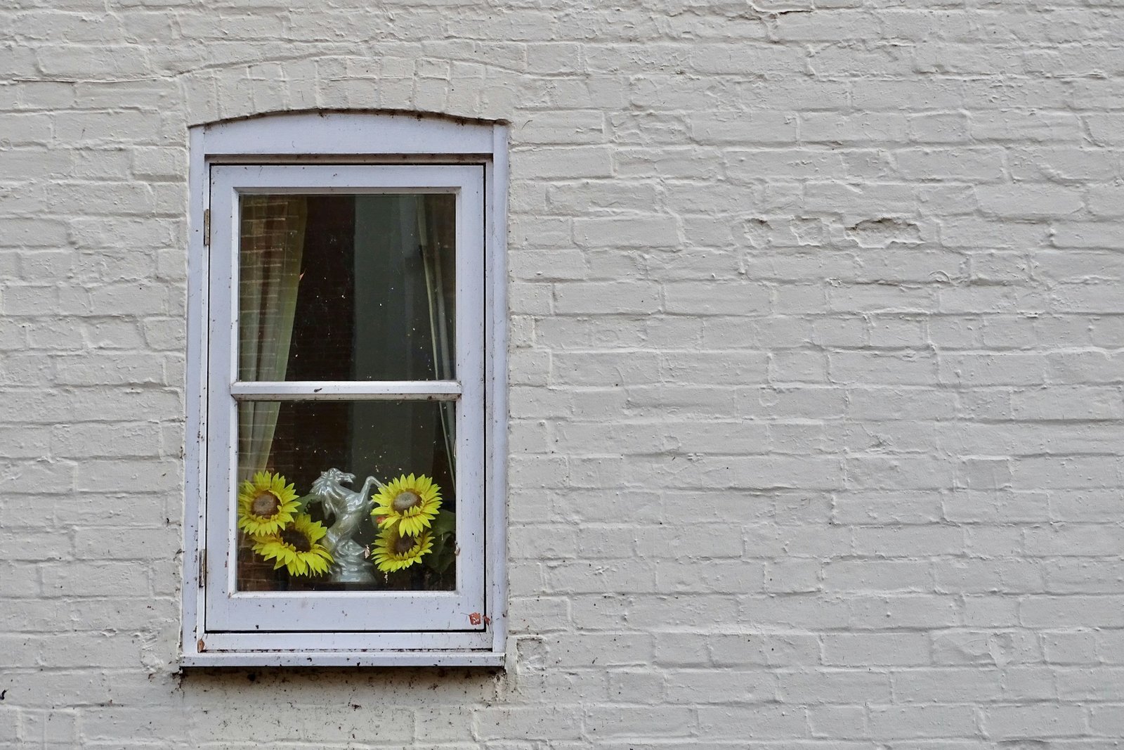 Altes Fenster im Raum